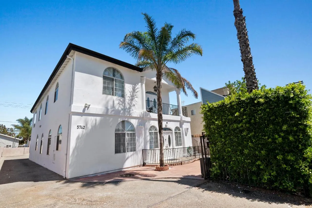 Large 4Bed 3Bath Near Universal Studio Burbank Airport Hollywood In Los Angeles Apartment