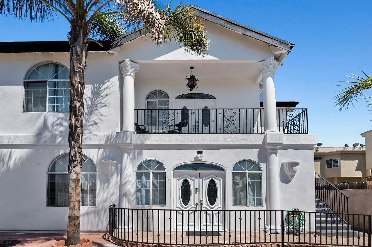 Large 4Bed 3Bath Near Universal Studio Burbank Airport Hollywood In Los Angeles