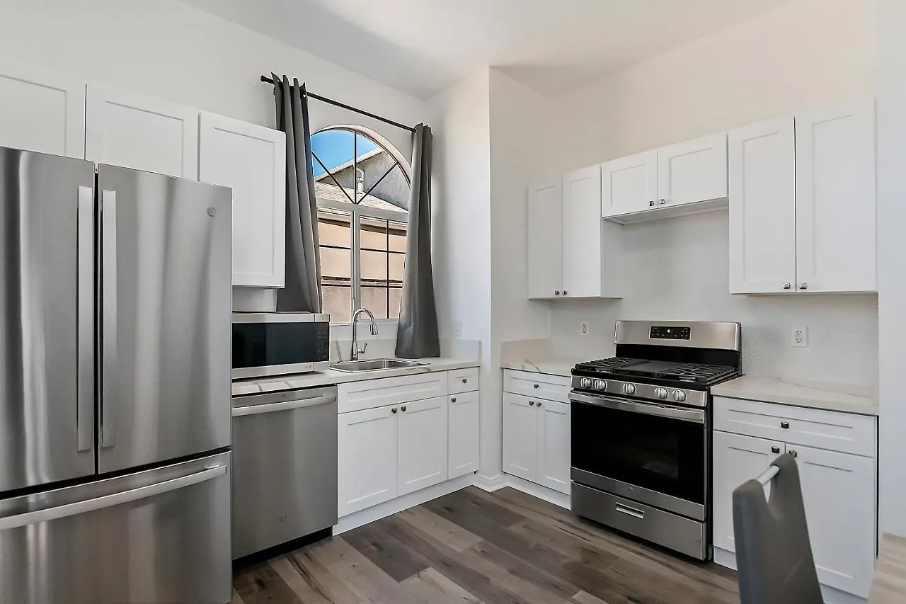 Apartment Large 4Bed 3Bath Near Universal Studio Burbank Airport Hollywood In Los Angeles United States